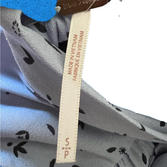 Free People  Blue Floral Neck Bow Tie Blouse Top small - Picture 11 of 12